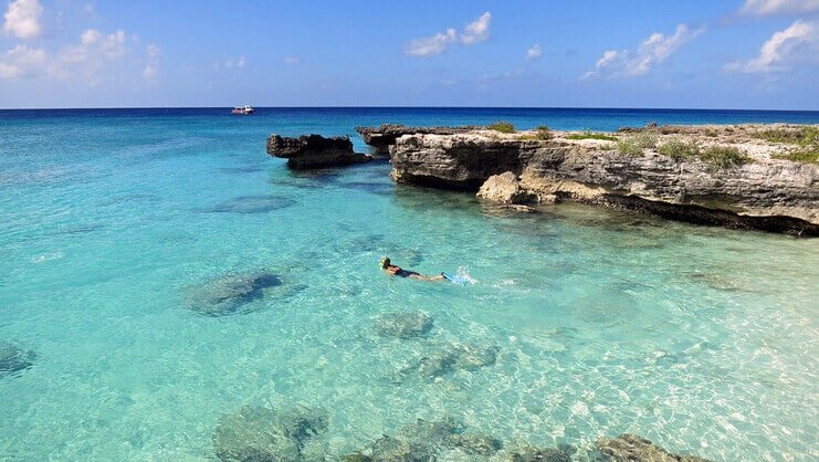 picture of one person snorkeling