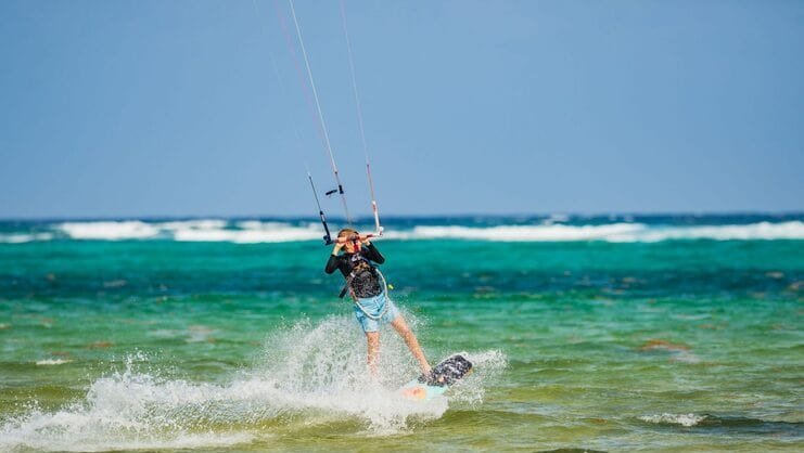Cost of kitesurfing deals