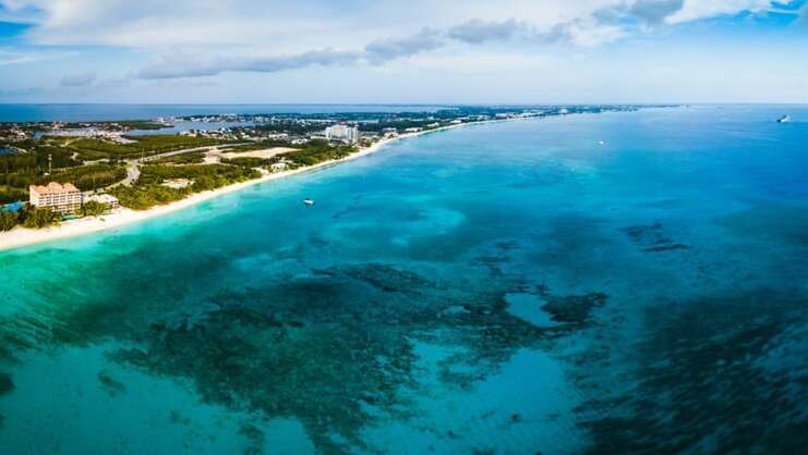 picture of seven mile beach