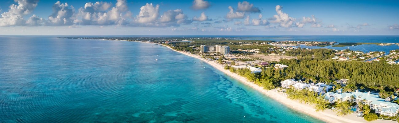 aerial picture of seven mile beach and sea